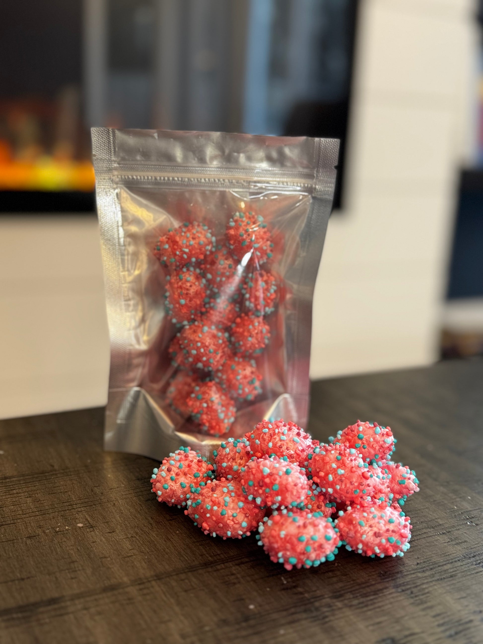 Freeze Dried Candy, small size bag, displaying candy, nerds gummy clusters