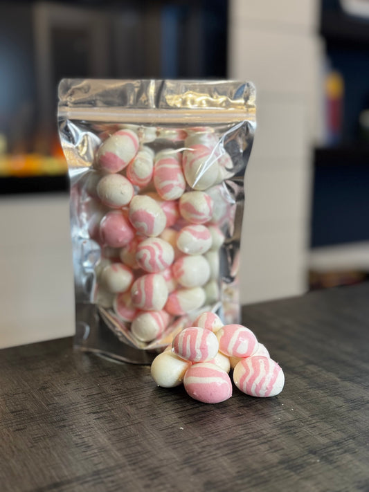 Freeze Dried Candy, regular size bag, displaying candy, salt water taffy, strawberry cheesecake flavour