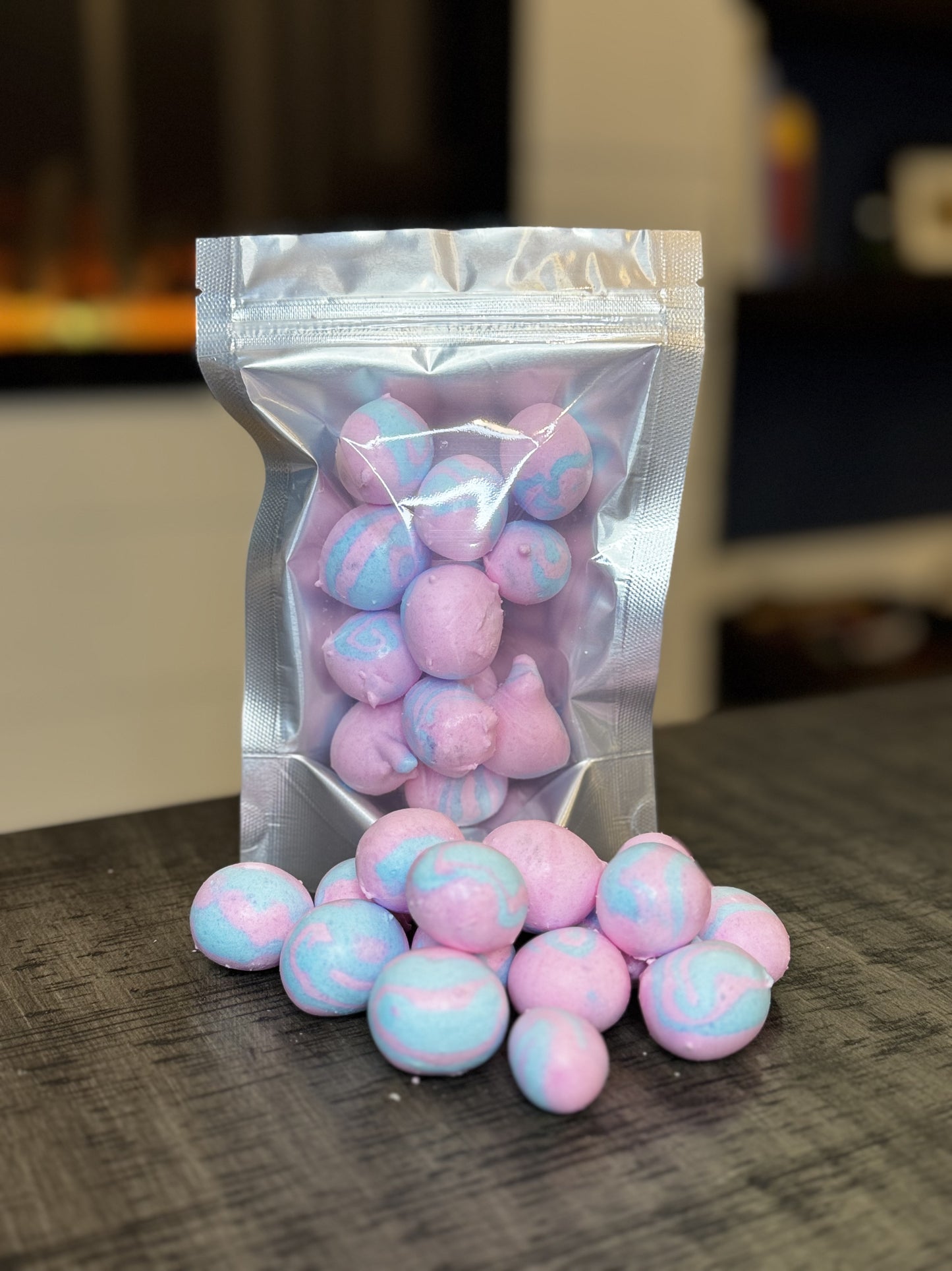 Freeze Dried Candy, small size bag, displaying candy, salt water taffy, cotton candy flavour