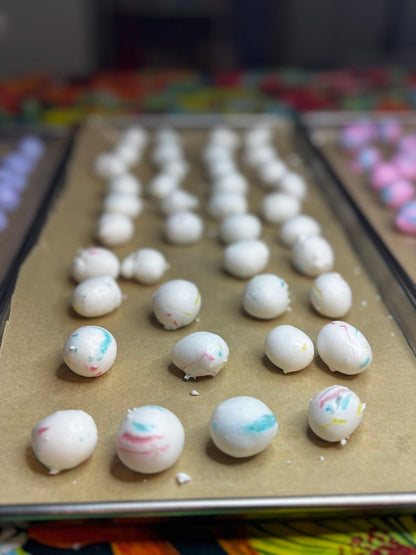 Taffy Clouds - Cupcake (Freeze Dried Salt Water Taffy) - Chilly Willy's Freeze Dried Candy